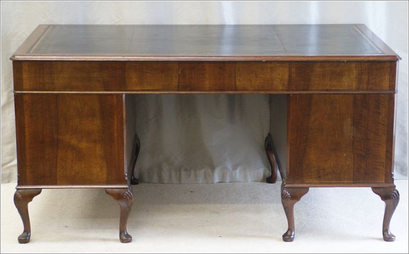2051 Antique Mahogany Pedestal Desk Chippendale Style (10)